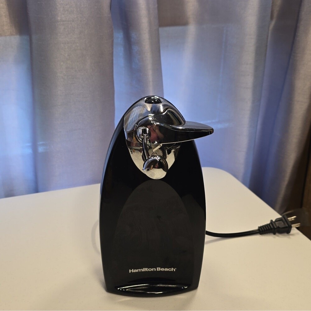 Hamilton Beach Electric Can Opener 76380Z Black/Silver 80W 120V